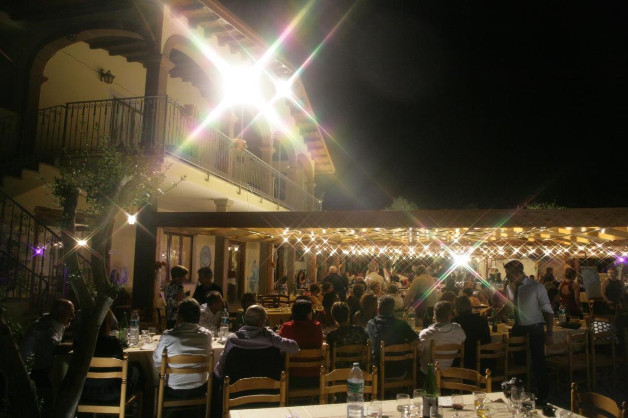 Agriturismo Da Lino Agripizza Villa Samugheo Ngoại thất bức ảnh